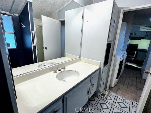 Detail Gallery Image 9 of 26 For 13393 Mariposa #282,  Victorville,  CA 92395 - 2 Beds | 2 Baths