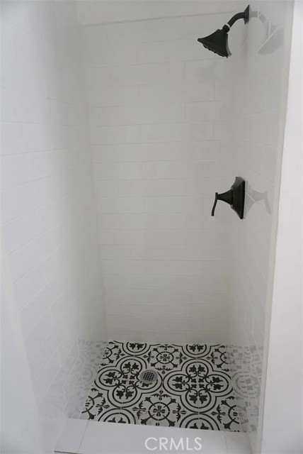 Detail Gallery Image 16 of 24 For 430 Terrill Ave, Los Angeles,  CA 90042 - 3 Beds | 2 Baths