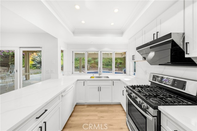 1643 Bronze Knoll Road, Diamond Bar CA: https://media.crmls.org/medias/bfe48323-359a-4be3-a698-b430a5d4fd2e.jpg