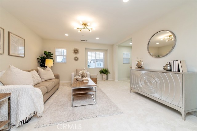 Detail Gallery Image 18 of 47 For 7114 Beckett Field, Corona,  CA 92880 - 3 Beds | 3 Baths