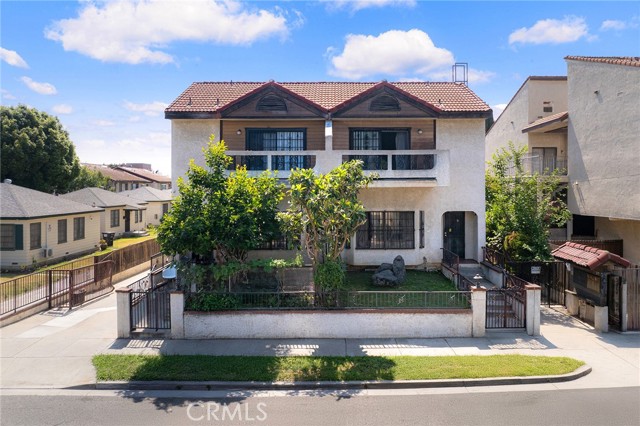 321 N Lincoln Avenue, Monterey Park CA: https://media.crmls.org/medias/bfe4ec52-9c59-4d50-b6ea-e804dc5a3133.jpg