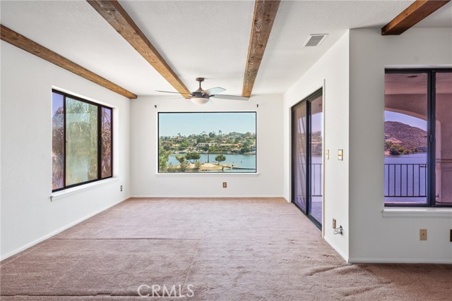21998 Strawberry Lane, Canyon Lake CA: https://media.crmls.org/medias/bfe50206-8552-415f-8f47-220826fc811d.jpg
