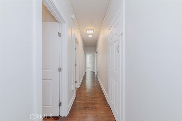 Detail Gallery Image 21 of 39 For 3015 Edgehill Dr, Los Angeles,  CA 90018 - – Beds | – Baths