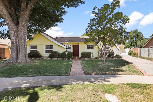 Detail Gallery Image 1 of 43 For 22941 Keswick St, West Hills,  CA 91304 - 4 Beds | 2 Baths
