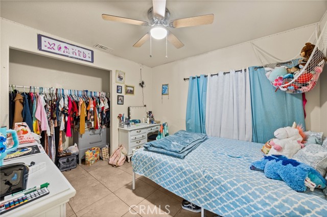 Detail Gallery Image 15 of 36 For 16551 State Highway 173, Hesperia,  CA 92345 - 3 Beds | 2 Baths