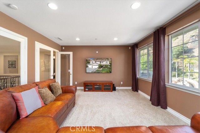 Detail Gallery Image 27 of 59 For 4061 Elderberry Cir, Corona,  CA 92882 - 4 Beds | 4/1 Baths