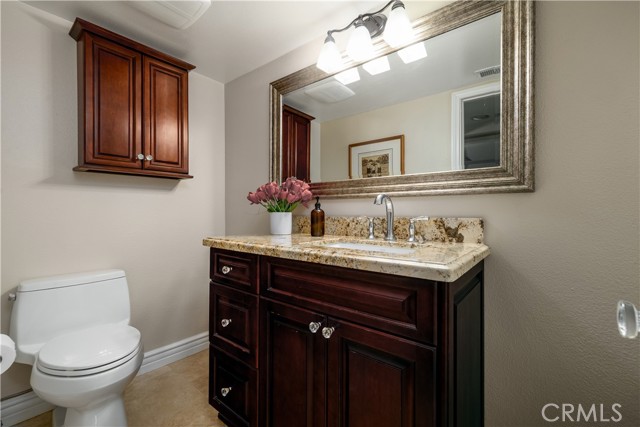 Detail Gallery Image 17 of 61 For 22280 Village Way Dr, Canyon Lake,  CA 92587 - 3 Beds | 2/1 Baths