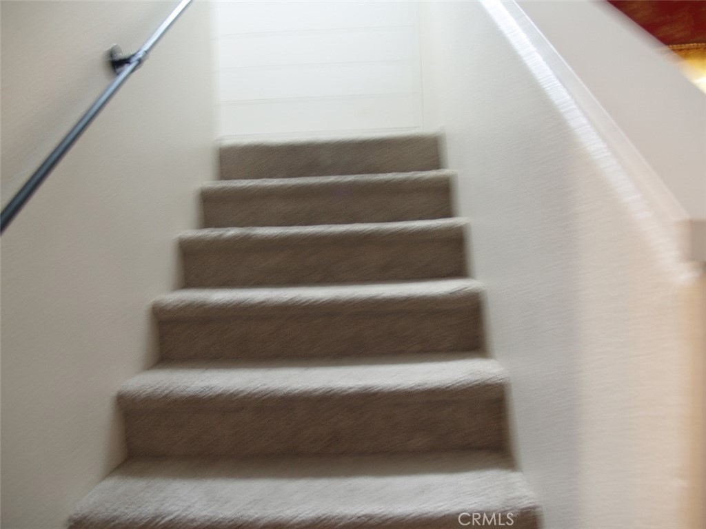 https://media.crmls.org/medias/bfe76834-0508-48d7-ad66-5d653fbd4115.jpg?preset=X-Large