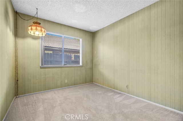 Image 14 of 32 For 19435 Almadin