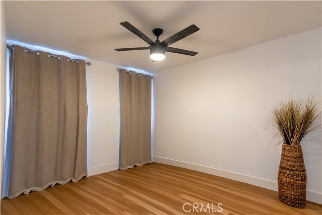 Detail Gallery Image 10 of 14 For 13901 Olive View Ln #68,  Sylmar,  CA 91342 - 3 Beds | 2/1 Baths