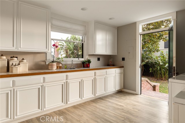 Detail Gallery Image 48 of 62 For 11 La Linda Dr, Long Beach,  CA 90807 - 8 Beds | 4/3 Baths