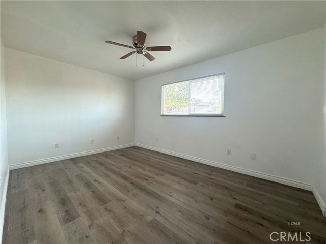 Detail Gallery Image 19 of 22 For 12145 Lakeview Dr, Trona,  CA 93562 - 3 Beds | 2 Baths