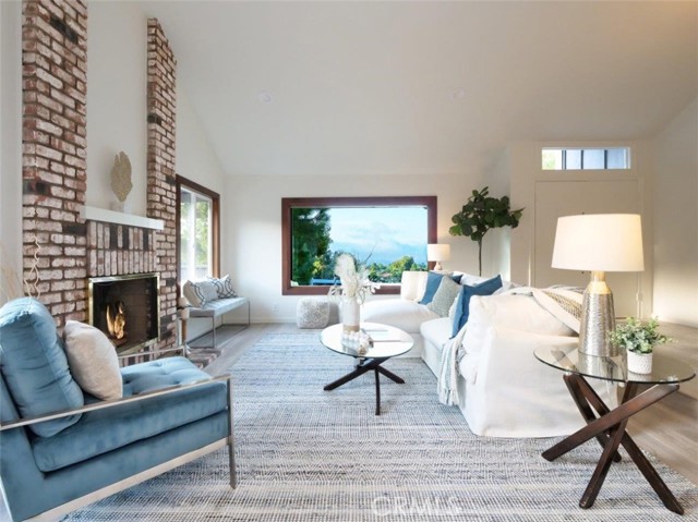 4358 Cartesian Circle, Palos Verdes Peninsula CA: https://media.crmls.org/medias/bfea0df8-29af-4b24-9a9c-e9cf8fbf7169.jpg