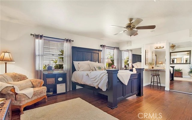 8686 Capelin Road, Phelan CA: https://media.crmls.org/medias/bfeb9513-9340-4a2f-bffa-975c0a10dde9.jpg