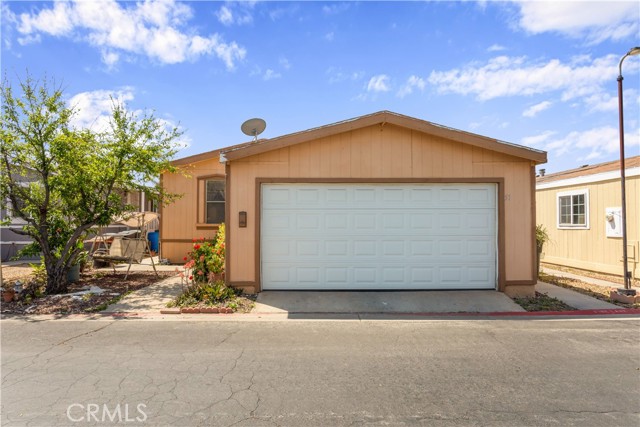 Detail Gallery Image 1 of 1 For 80 E Dawes St #51,  Perris,  CA 92571 - 3 Beds | 2 Baths