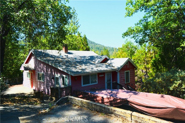 39181 Quail, Bass Lake CA: https://media.crmls.org/medias/bfec65d4-229e-418e-bc69-b051c3c05d07.jpg