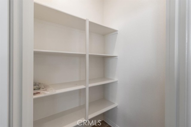 Detail Gallery Image 15 of 42 For 4852 S Jordan Ave, Ontario,  CA 91762 - 5 Beds | 3 Baths