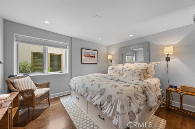 2326 The Strand, Hermosa Beach CA: https://media.crmls.org/medias/bfed6f75-e1e0-4e8e-8c8a-b58fc1e6229f.jpg