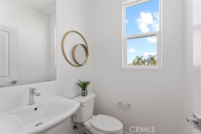 Detail Gallery Image 17 of 34 For 1178 Santo Antonio Dr, Colton,  CA 92324 - 2 Beds | 2/1 Baths