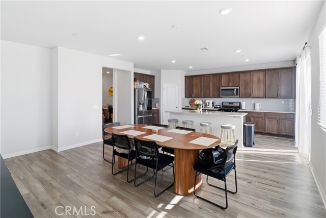 Detail Gallery Image 11 of 38 For 15587 Crusader Dr, Moreno Valley,  CA 92551 - 4 Beds | 3 Baths