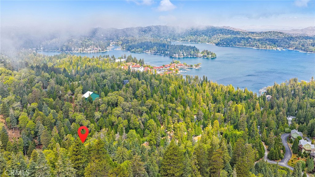 https://media.crmls.org/medias/bfeee768-ebbe-479c-8221-f7be48188a94.jpg?preset=X-Large