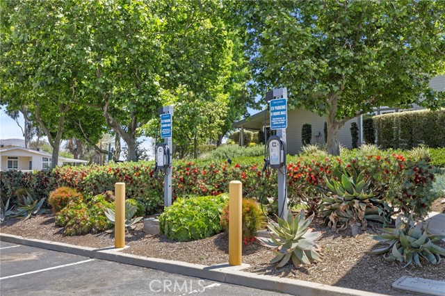 1550 Rimpau Avenue, Corona CA: https://media.crmls.org/medias/bfef32ea-e2dd-4220-ac07-05c3085d2c91.jpg