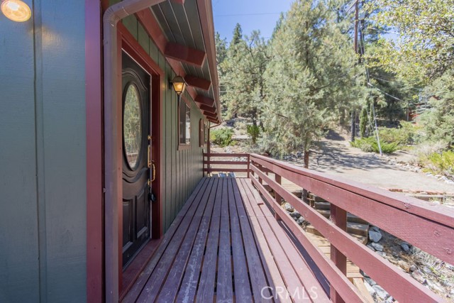 15529 San Moritz Drive, Pine Mountain Club CA: https://media.crmls.org/medias/bfef35b7-5704-4633-adfd-efa1ce5a0eaa.jpg