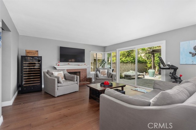 14801 Mayten Avenue, Irvine CA: https://media.crmls.org/medias/bfef88b9-ead1-4cfb-b168-724f220c3b9b.jpg