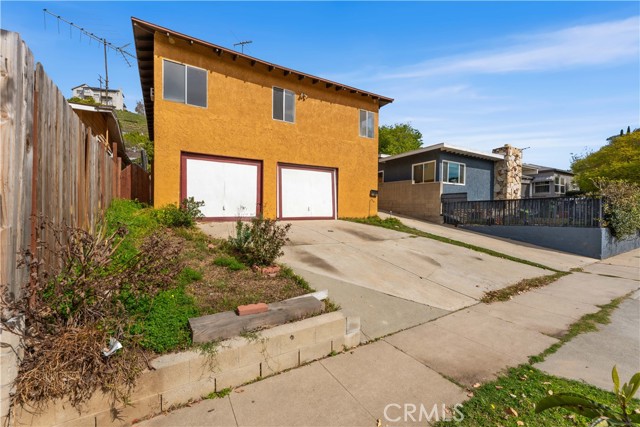 2750 Ballard Street, Los Angeles CA: https://media.crmls.org/medias/bfef9315-11c8-481f-9d44-9ca7fe2b6a9b.jpg