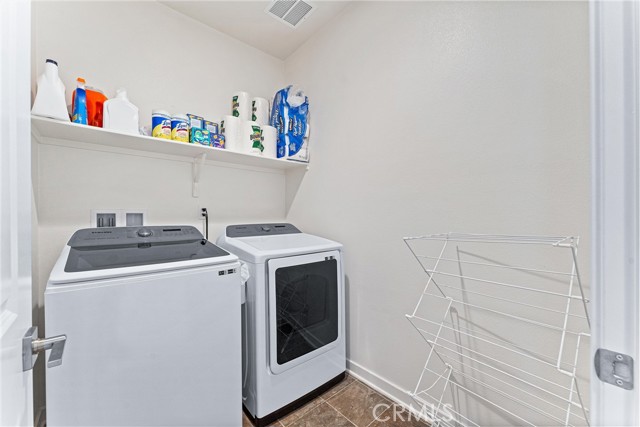 Detail Gallery Image 29 of 41 For 16124 Meadowhouse Ave, Chino,  CA 91708 - 3 Beds | 2 Baths