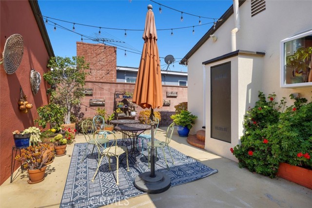 5345 W 140th St, Hawthorne CA: https://media.crmls.org/medias/bff10235-2ea7-467f-bae2-2405063c654e.jpg