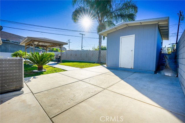 2312 Flores Street, San Bernardino CA: https://media.crmls.org/medias/bff3c11a-d27f-4647-b363-df37ce2bb89b.jpg