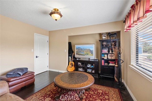 Detail Gallery Image 32 of 43 For 19240 Tonkawan, Apple Valley,  CA 92307 - 3 Beds | 2 Baths