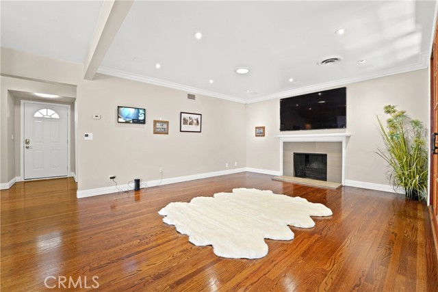 Detail Gallery Image 4 of 27 For 112 N Garfield Pl, Monrovia,  CA 91016 - 4 Beds | 2/1 Baths