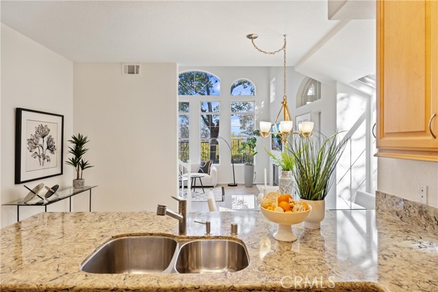Detail Gallery Image 10 of 44 For 98 Tierra Montanosa, Rancho Santa Margarita,  CA 92688 - 3 Beds | 3 Baths