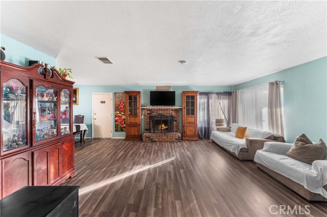 Detail Gallery Image 14 of 29 For 39132 161st St, Palmdale,  CA 93591 - 3 Beds | 2 Baths
