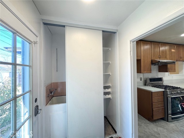 Detail Gallery Image 11 of 25 For 16407 Graystone, Norwalk,  CA 90650 - 3 Beds | 2 Baths