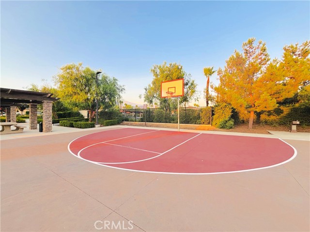 Detail Gallery Image 5 of 45 For 1664 Milford Way, Beaumont,  CA 92223 - 4 Beds | 3 Baths
