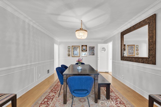 2527 Canyon Drive, Los Angeles CA: https://media.crmls.org/medias/bff9322d-b009-43c5-94a5-7188574362fb.jpg