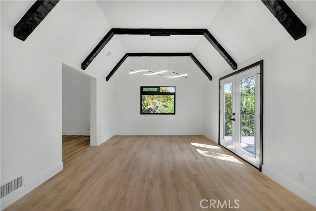 Detail Gallery Image 30 of 72 For 1145 S Longwood, Los Angeles,  CA 90019 - 4 Beds | 3 Baths