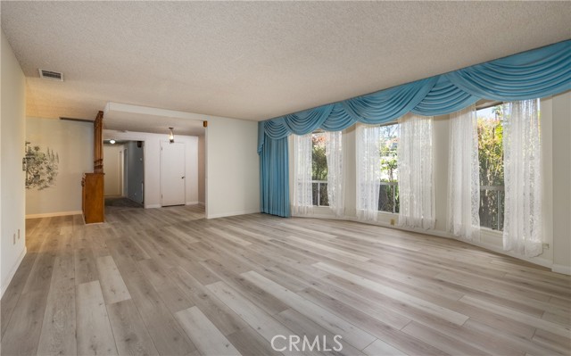 Detail Gallery Image 5 of 41 For 23187 Glendora Dr, Grand Terrace,  CA 92313 - 4 Beds | 2/1 Baths