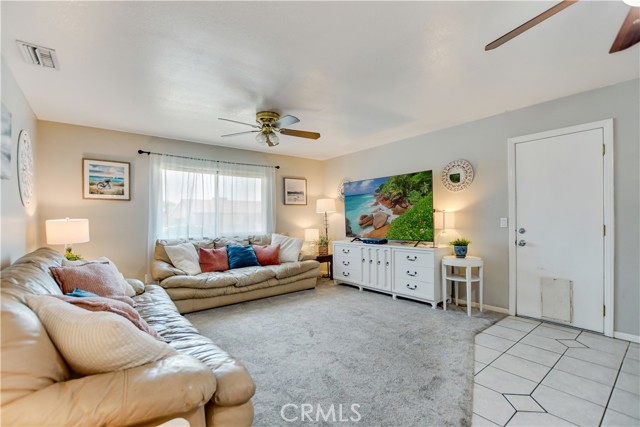 26363 Hemet Street, Hemet CA: https://media.crmls.org/medias/bffa6d68-a3b7-42c2-968e-9cd01cab58cc.jpg
