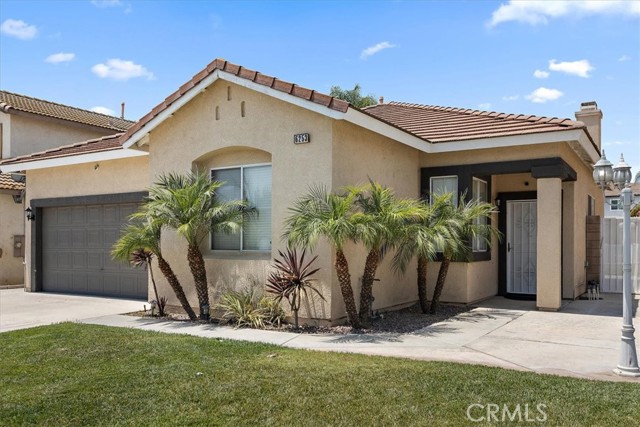 Detail Gallery Image 2 of 40 For 6253 Brian Cir, Jurupa Valley,  CA 92509 - 3 Beds | 2 Baths