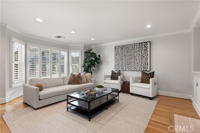 2567 Oakshore Drive, Westlake Village CA: https://media.crmls.org/medias/bffb1e2d-f085-400c-8344-7951faade346.jpg