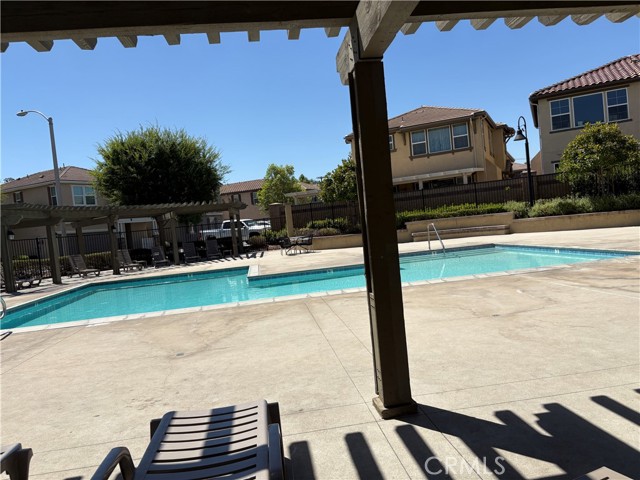 Detail Gallery Image 2 of 22 For 28434 Sunflower St, Highland,  CA 92346 - 3 Beds | 2/1 Baths