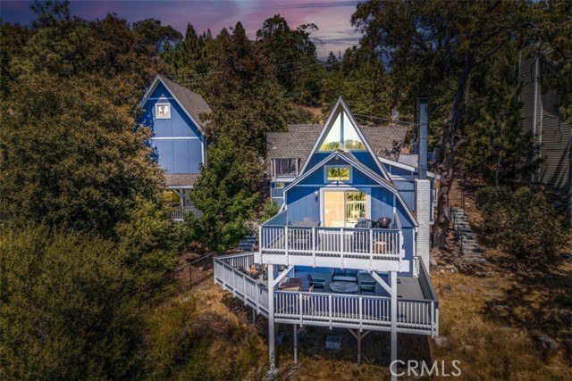 Detail Gallery Image 2 of 74 For 27737 Alpen Dr, Lake Arrowhead,  CA 92352 - 4 Beds | 3/1 Baths