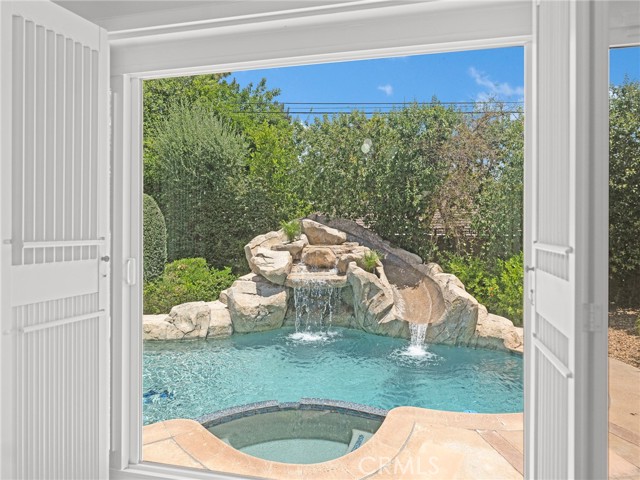 11122 Yolanda Avenue, Porter Ranch CA: https://media.crmls.org/medias/bffbdbec-abc0-454b-9bcf-e5646817c9b0.jpg