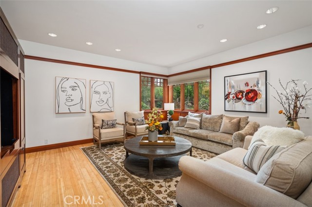 Detail Gallery Image 11 of 35 For 2540 Crow Foot Ln, Diamond Bar,  CA 91765 - 4 Beds | 5 Baths