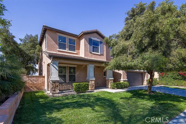 Detail Gallery Image 3 of 40 For 13208 Early Crimson St, Corona,  CA 92880 - 5 Beds | 3 Baths