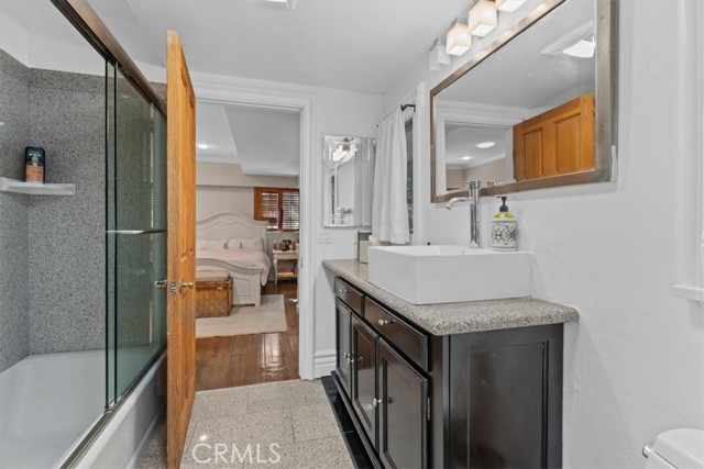 Detail Gallery Image 24 of 35 For 1138 Coldwater Canyon Dr, Beverly Hills,  CA 90210 - 5 Beds | 5 Baths